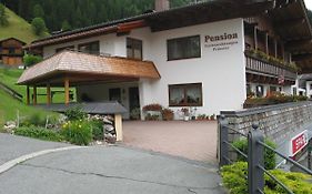 Ferienwohnungen Pension Prünster